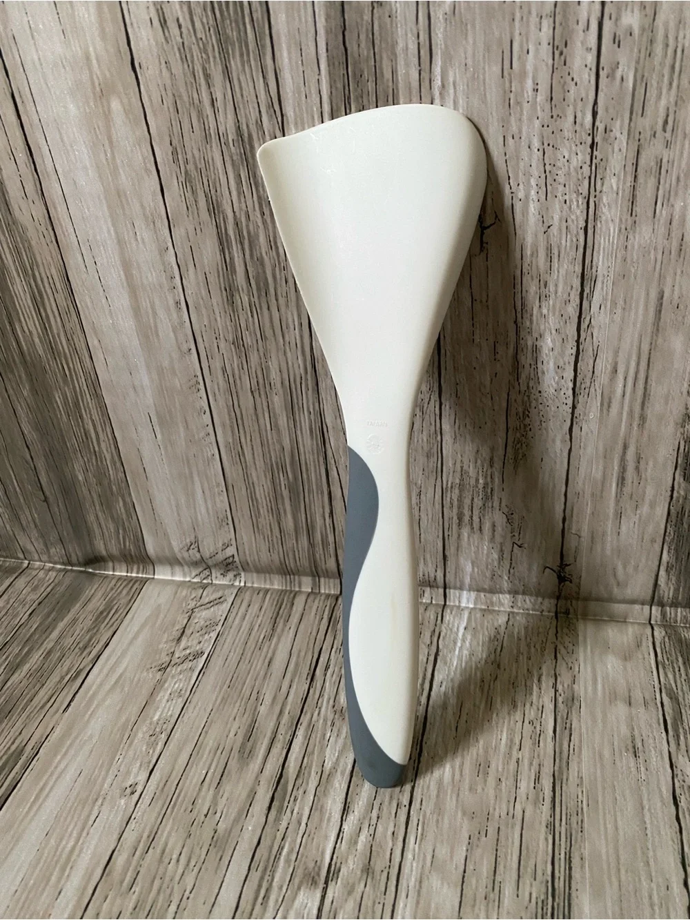 Pampered Chef Ice Cream Spade, Nylon & Silicone, White & Gray, 8.5 in #100113